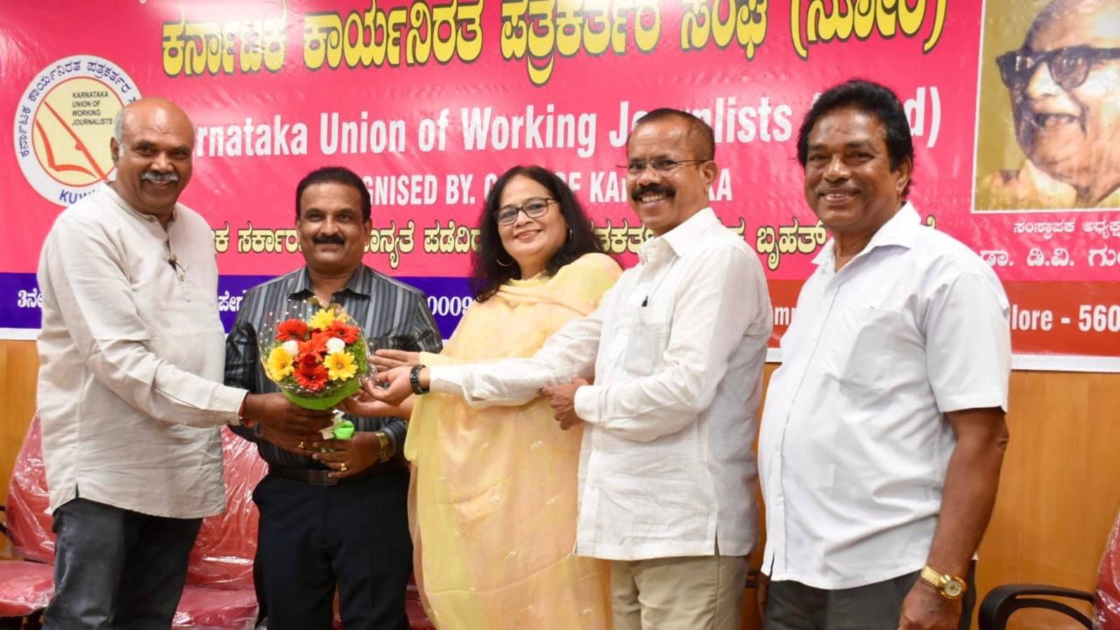 CM Siddaramaiah Media Advisor KV Prabhakar Remembers his experience