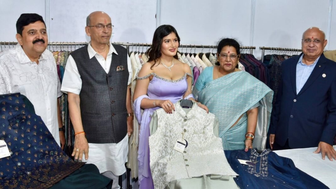 GBA City Corporation Workers Federartion 31st Siga Garments Mela GBA City Corporation Workers Federartion 31st Siga Garments Mela