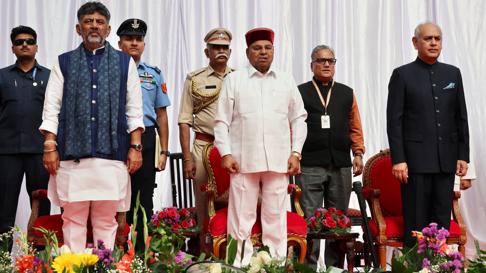 Governor Administers Oath to Six Newly Appointed Additional Judges